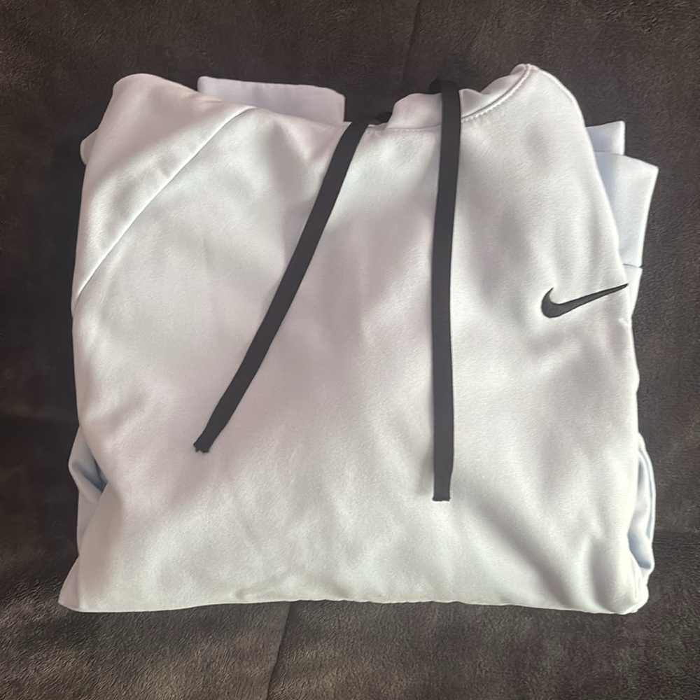 Men’s Medium Nike Therma Fit Hoodie Baby Blue